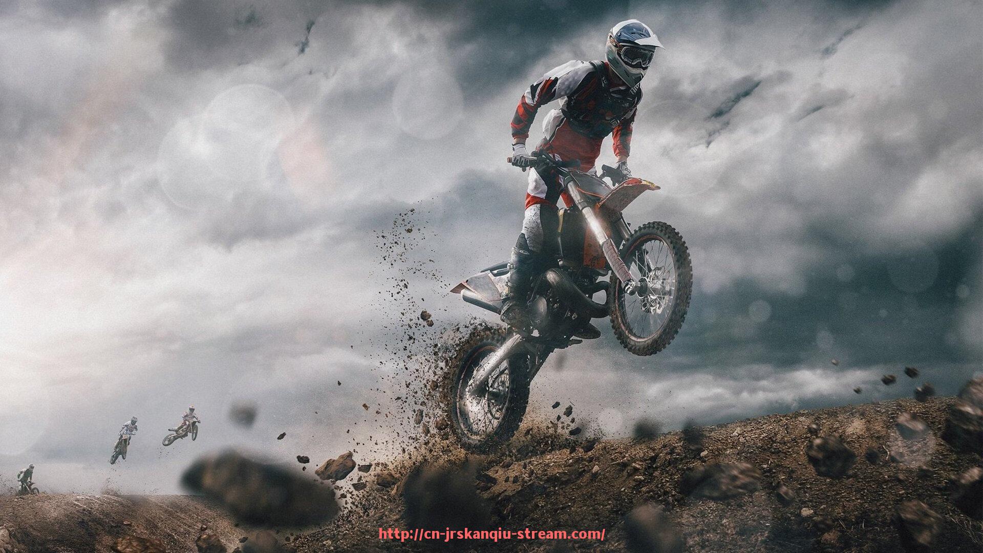 JRS低调看球-世俱杯球队球衣款式设计的艺术与实用结合