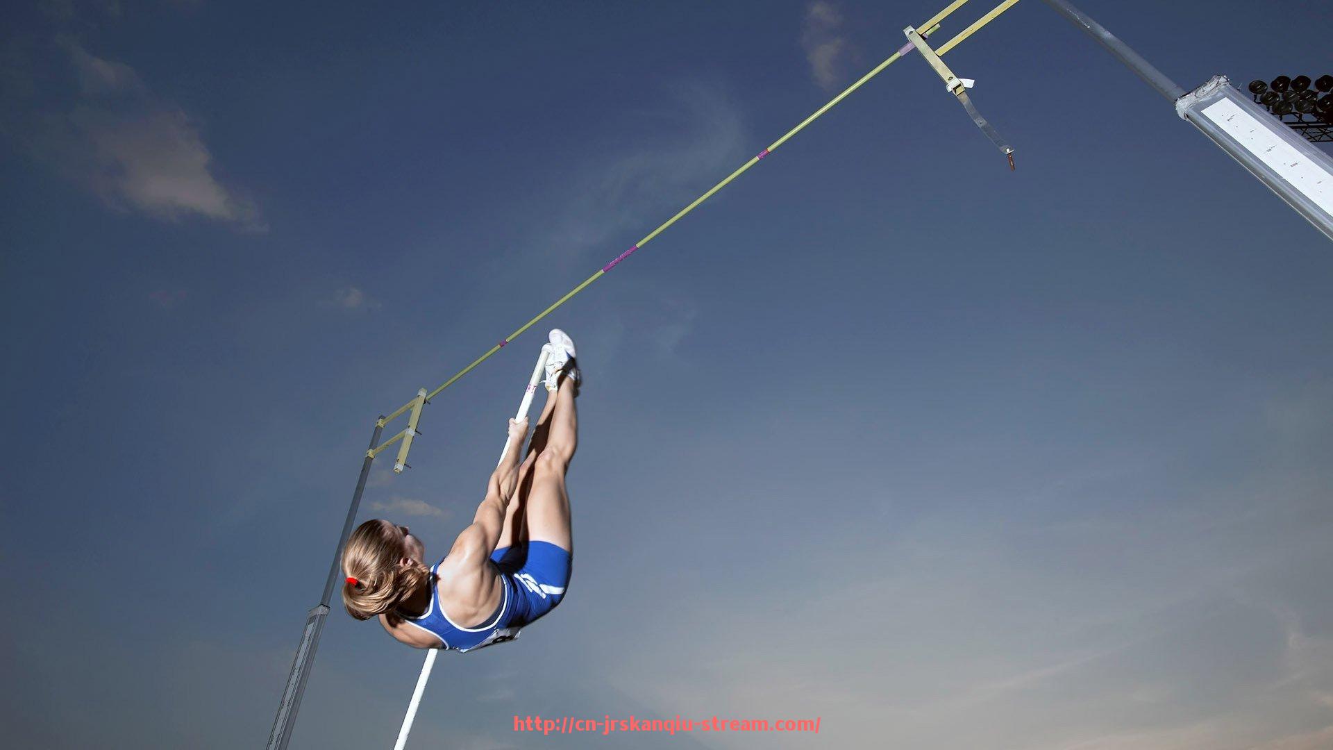 JRS低调看球-健身器材连动系列产品的功能特点与训练效果